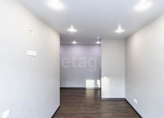 Продаю 3-комнатную квартиру, 58.9 м2, Тюмень, улица Фурманова, 4