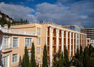 Продается 1-комнатная квартира, 32 м2, посёлок городского типа Ливадия, Виноградная улица, 26А