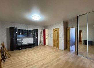 Продаю 3-ком. квартиру, 63 м2, Геленджик, Пограничная улица, 21А