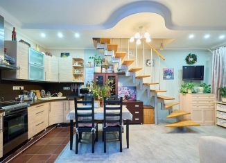 Продаю 3-ком. квартиру, 67.2 м2, Краснодар, улица имени Сергея Есенина, 113, Музыкальный микрорайон