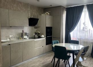 Продается 2-ком. квартира, 69.2 м2, Чебаркуль, улица 9 Мая, 27