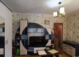 Продаю 2-ком. квартиру, 30.3 м2, Калининград, Омская улица, 7