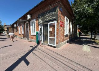 Продаю торговую площадь, 40 м2, Ейск, улица Карла Либкнехта, 44