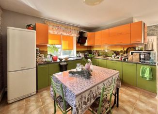 Продам дом, 135 м2, хутор Семигорский, Центральная улица