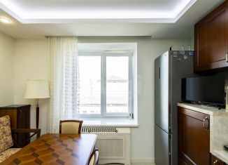 Продаю 2-ком. квартиру, 78.6 м2, Тюмень, Советская улица, 65к1