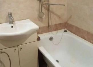 Продаю однокомнатную квартиру, 31 м2, Смоленск, улица Маршала Ерёменко, 60