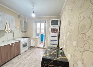 Продажа четырехкомнатной квартиры, 35 м2, Туймазы, улица Салавата Юлаева, 69