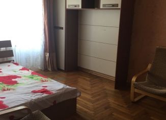 Сдается в аренду 2-ком. квартира, 54 м2, Славянск-на-Кубани, Запорожская улица, 96/2