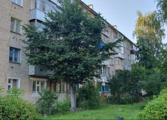 Продается однокомнатная квартира, 30 м2, Елец, улица Орджоникидзе, 10