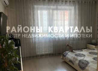 Продается трехкомнатная квартира, 96.8 м2, Челябинск, улица Жукова, 37А