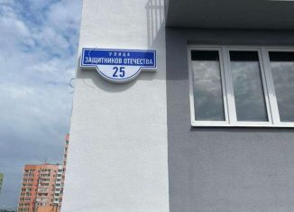 Двухкомнатная квартира на продажу, 70.2 м2, Ульяновск, улица Защитников Отечества, 25, Ленинский район