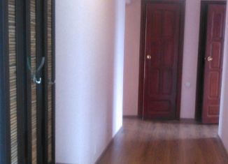 3-комнатная квартира в аренду, 70 м2, Владикавказ, проспект Коста, 278