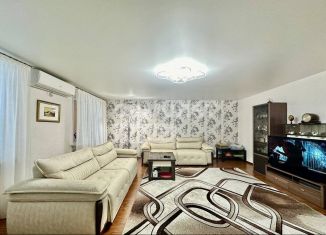 Продам 4-ком. квартиру, 187 м2, Димитровград, Московская улица, 60А