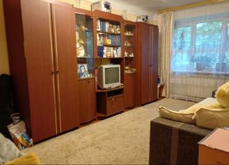 Продается 1-комнатная квартира, 33.7 м2, Гусь-Хрустальный, улица Микрорайон, 2