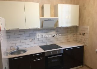 Продаю 2-ком. квартиру, 55 м2, Москва, улица Сервантеса, 1к4