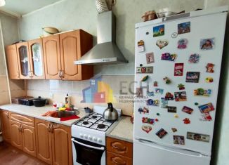 2-ком. квартира на продажу, 60 м2, Богородицк, улица Володарского, 38