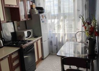 Продаю двухкомнатную квартиру, 48 м2, Павлово, 1-я улица Строителя, 38