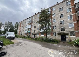 Продается 3-ком. квартира, 60 м2, посёлок Балакирево, улица 60 лет Октября, 4