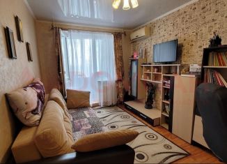 Продам 3-ком. квартиру, 92.5 м2, Аксай, Садовая улица, 22к3