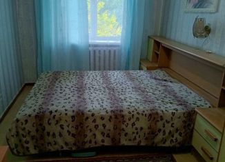 Сдаю двухкомнатную квартиру, 58 м2, Новочеркасск, улица Макаренко