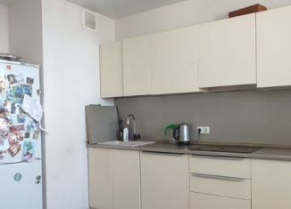 Продаю двухкомнатную квартиру, 92 м2, Татарстан, улица Гастелло, 7