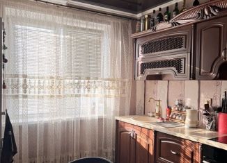 Трехкомнатная квартира на продажу, 64 м2, Старый Оскол, ЖК Витязь, микрорайон Северный, 7