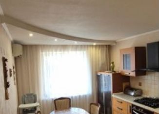 Продается 2-ком. квартира, 67 м2, Аксай, улица Платова, 83Г