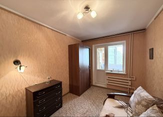 Продается 1-комнатная квартира, 31 м2, Таганрог, улица Чехова, 357/2