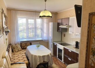 Двухкомнатная квартира на продажу, 59 м2, Воркута, улица Ленина, 24