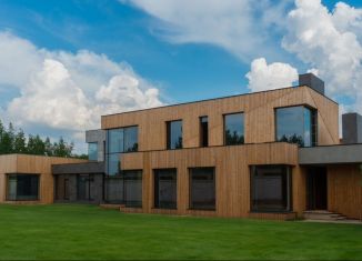 Продается дом, 900 м2, деревня Чесноково