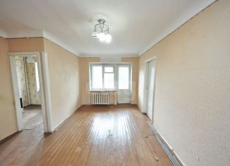 Продается двухкомнатная квартира, 42.3 м2, Салават, улица Гагарина, 6