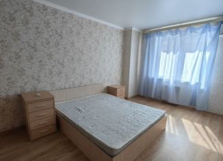 Сдача в аренду 2-ком. квартиры, 69 м2, Краснодар, улица Петра Метальникова, 5к1, Музыкальный микрорайон