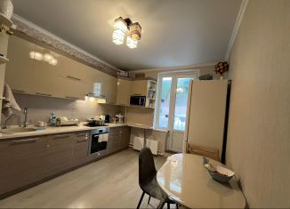 Продается 3-комнатная квартира, 68 м2, Ростов-на-Дону, Суздальский переулок, 17, ЖК Красные Ворота