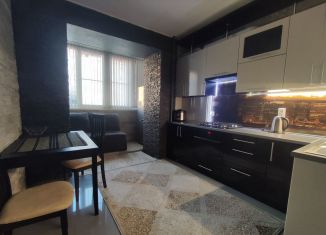 Сдам 1-ком. квартиру, 40 м2, Тамбовская область, улица Чичерина, 44А