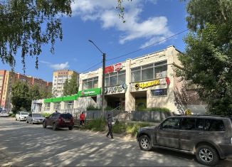 Продается торговая площадь, 702 м2, Татарстан, Спартаковская улица, 1