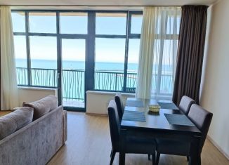 Продажа 2-ком. квартиры, 67 м2, Сочи, улица Орджоникидзе, 11, микрорайон Центральный