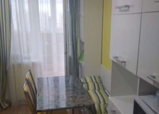 Продается 2-комнатная квартира, 65 м2, Чувашия, улица П.В. Дементьева, 3