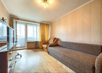 Сдаю 1-ком. квартиру, 35 м2, Санкт-Петербург, 2-й Муринский проспект, 45