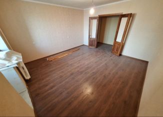 Продается трехкомнатная квартира, 78 м2, Туймазы, улица Островского, 44