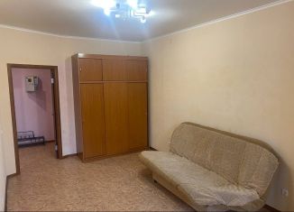 Сдам в аренду 1-ком. квартиру, 40 м2, Пермь, улица Советской Армии, 72/1, ЖК Триумф
