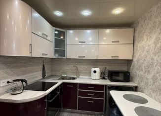 Продаю 2-ком. квартиру, 38 м2, Татарстан, улица Мусы Джалиля, 52