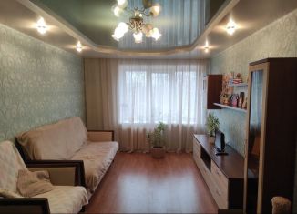 Трехкомнатная квартира на продажу, 57.9 м2, Глазов, проезд Монтажников, 3