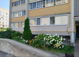 Продаю однокомнатную квартиру, 50 м2, Лиски, проспект Ленина, 41В