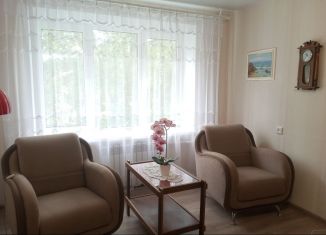 Продаю 3-комнатную квартиру, 59.4 м2, Сланцы, улица Ленина