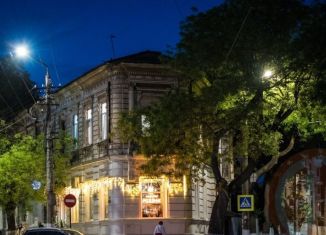 Продам 1-ком. квартиру, 29.6 м2, Евпатория, улица Караева, 7