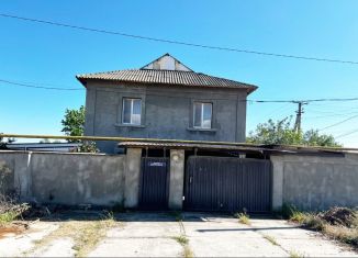 Продам дом, 182 м2, посёлок городского типа Красногвардейское