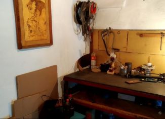 Продаю гараж, 24 м2, Партизанск