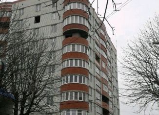 2-комнатная квартира на продажу, 96 м2, Черкесск, Международная улица, 62