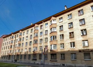 Продам 2-комнатную квартиру, 40.2 м2, Санкт-Петербург, Бумажная улица, 1, метро Нарвская