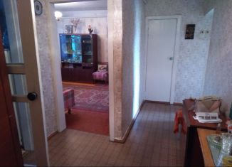 Продажа двухкомнатной квартиры, 55 м2, село Боринское, улица Строителей, 18